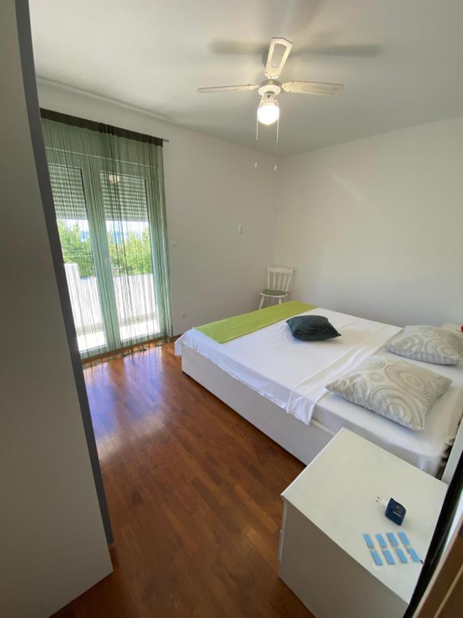 Apartman Mila Διαμέρισμα Kaštela Εξωτερικό φωτογραφία